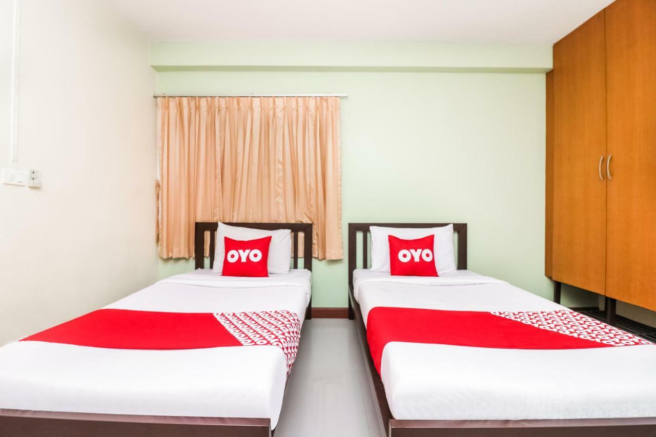 Oyo 237 Thitikorn Grandview Hotel Ban Pak Khlong Si Екстериор снимка