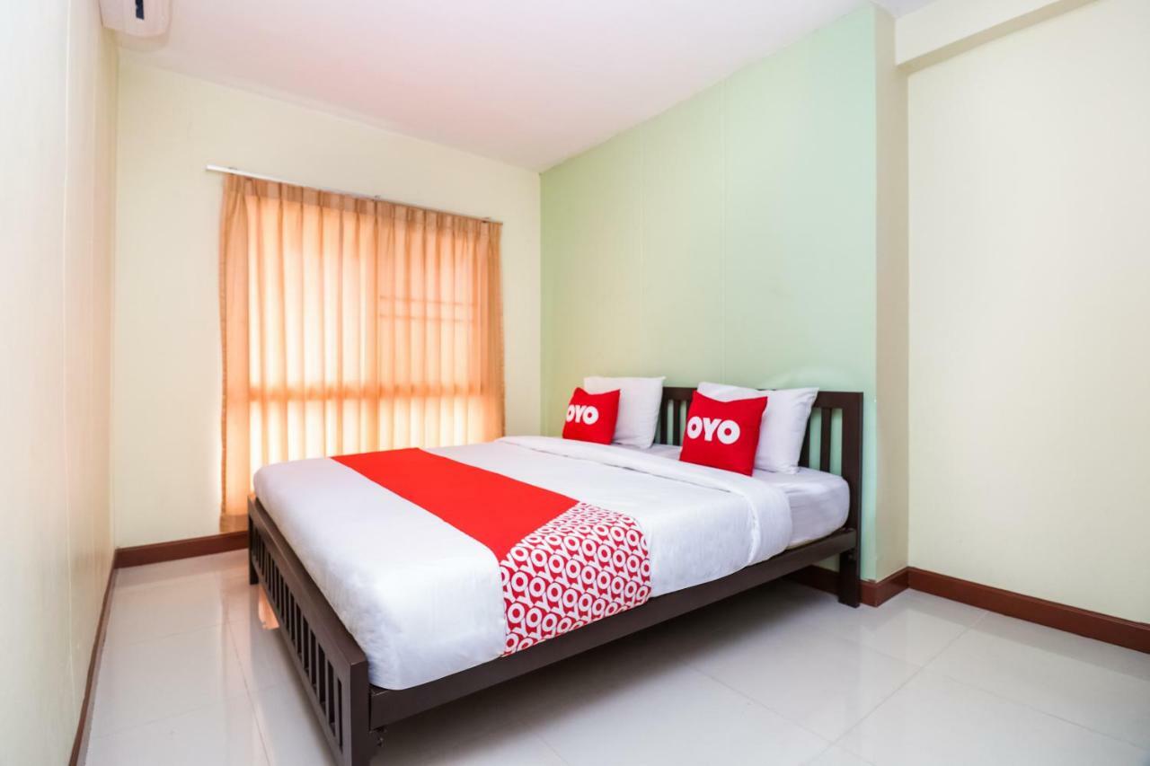 Oyo 237 Thitikorn Grandview Hotel Ban Pak Khlong Si Екстериор снимка