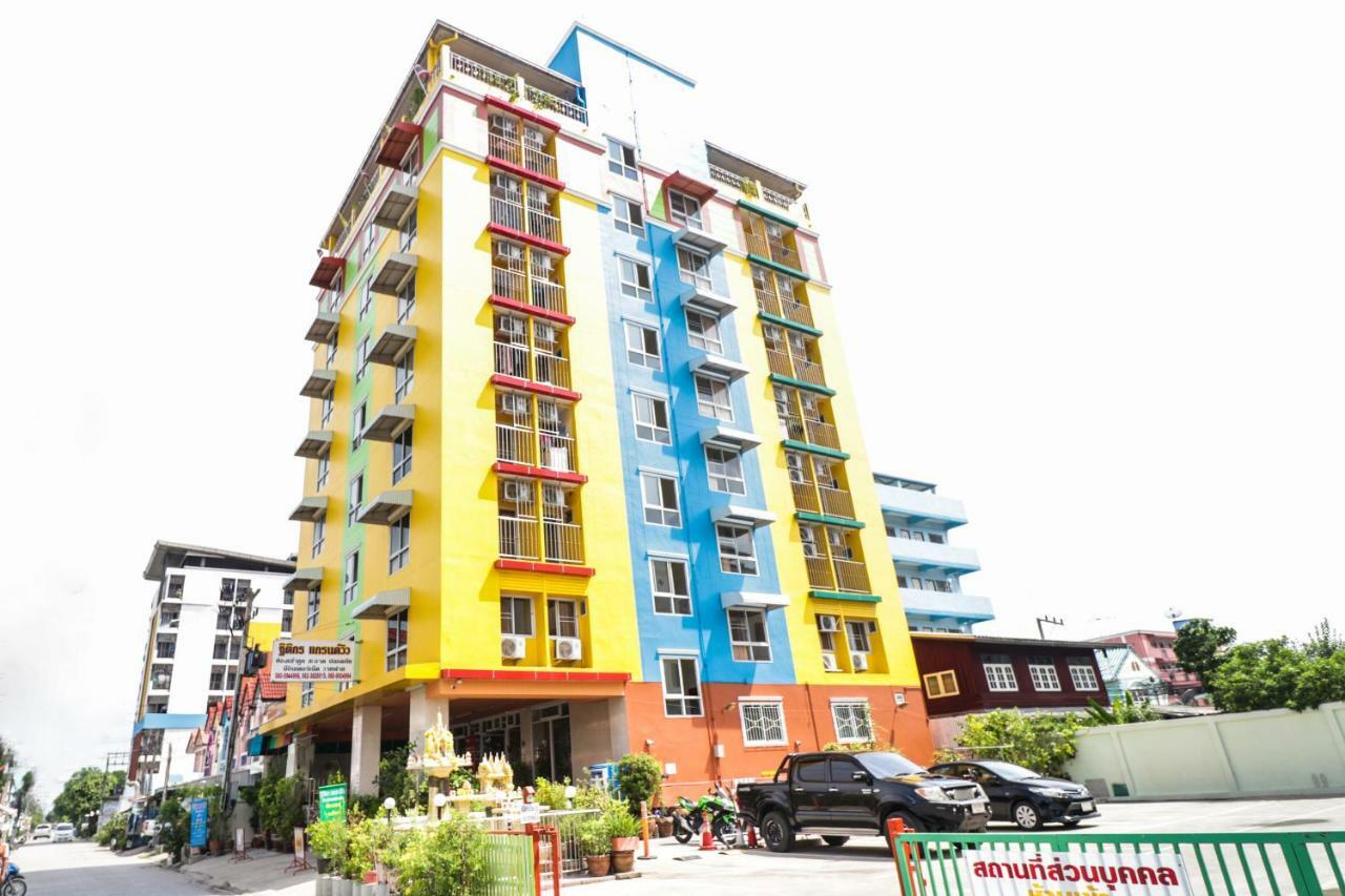 Oyo 237 Thitikorn Grandview Hotel Ban Pak Khlong Si Екстериор снимка